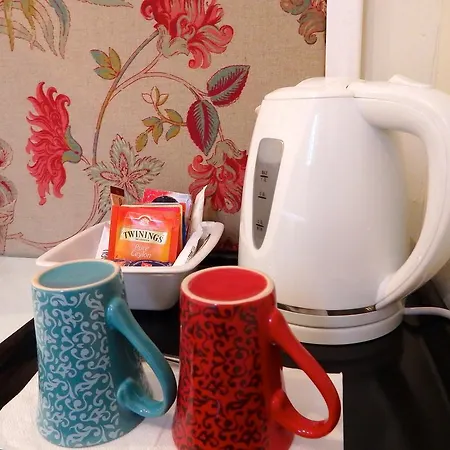 Poblenou Bed and Breakfast 4*