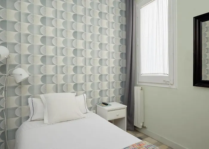 Poblenou 4* 바르셀로나