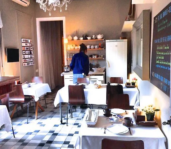 Bed & Breakfast Poblenou 4*